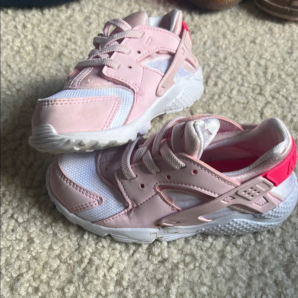Kids Pink and White Nike Sneakers 10C